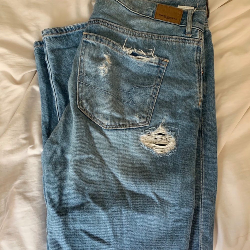 American Eagle Mom Jeans